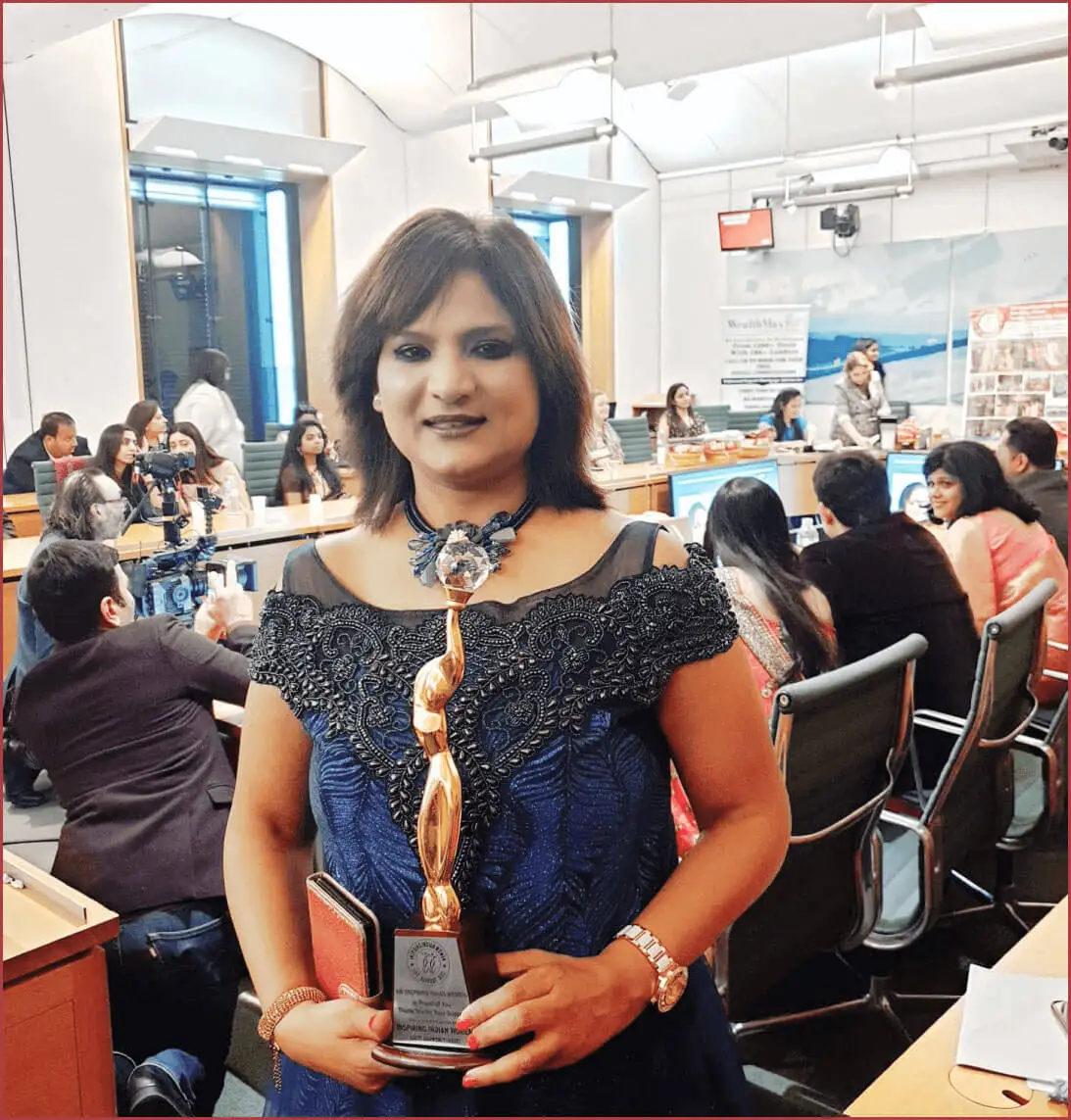 Dr Rashmi Mantri – Best Entrepreneur Award